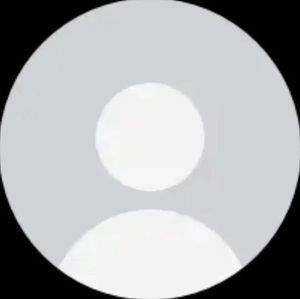 Meet your Posher, Johnecia